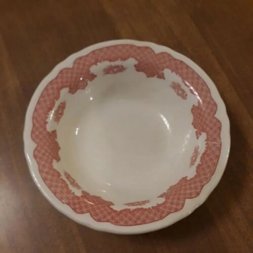 Shenango Red Lattice & Fruit Restaurant Ware Berry Bowl  Sho14 6 inches